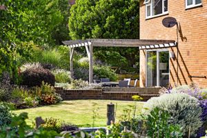 Photo 16- click for photo gallery